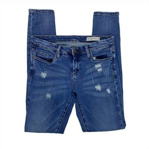 Blank NYC 28 Skinny Classique Distressed Jeans